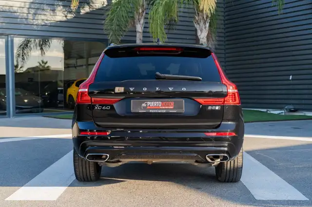 Volvo XC60 view 5