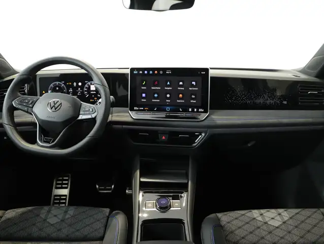 Volkswagen Tiguan Sport TDI 4MOTION DSG Ansicht 2