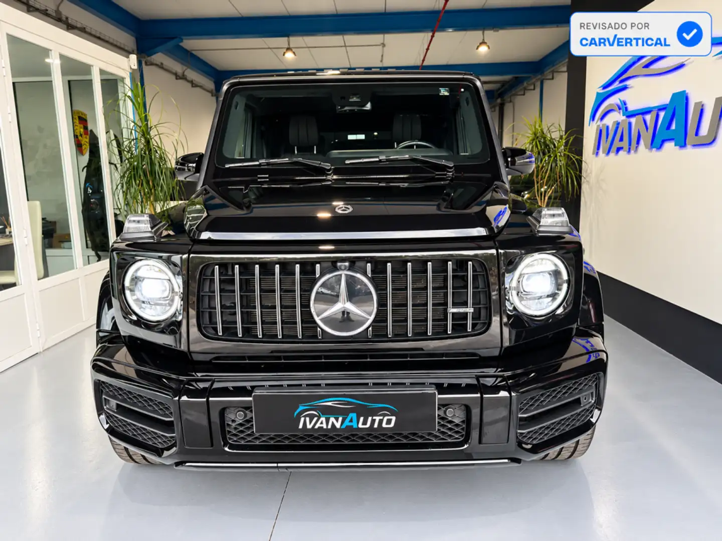 Mercedes-Benz G 63 AMG 4Matic 9G-Tronic Negro - 2