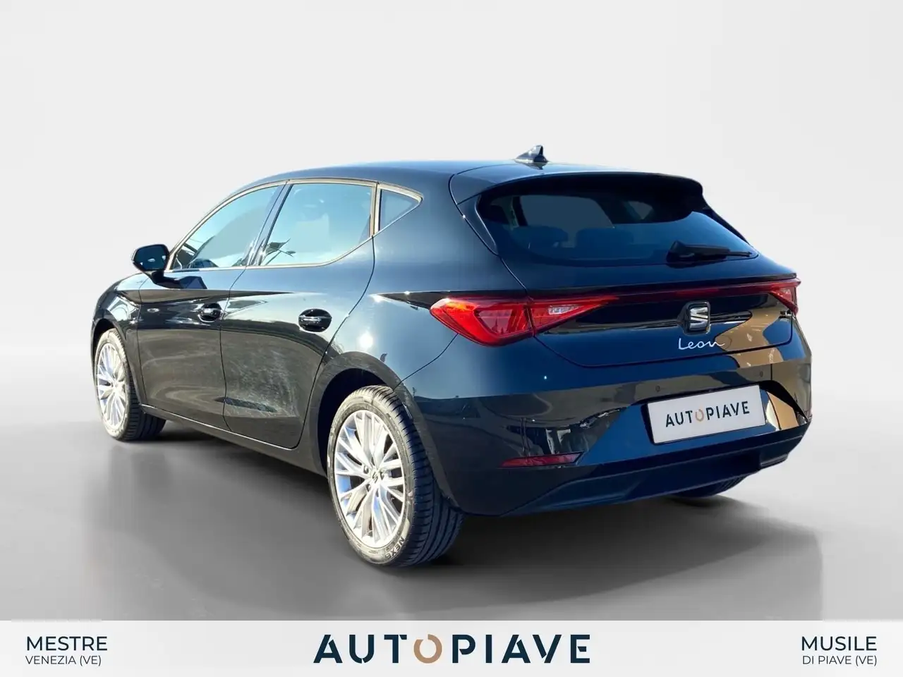 SEAT Leon 2.0 TDI 150cv STYLE DSG 3
