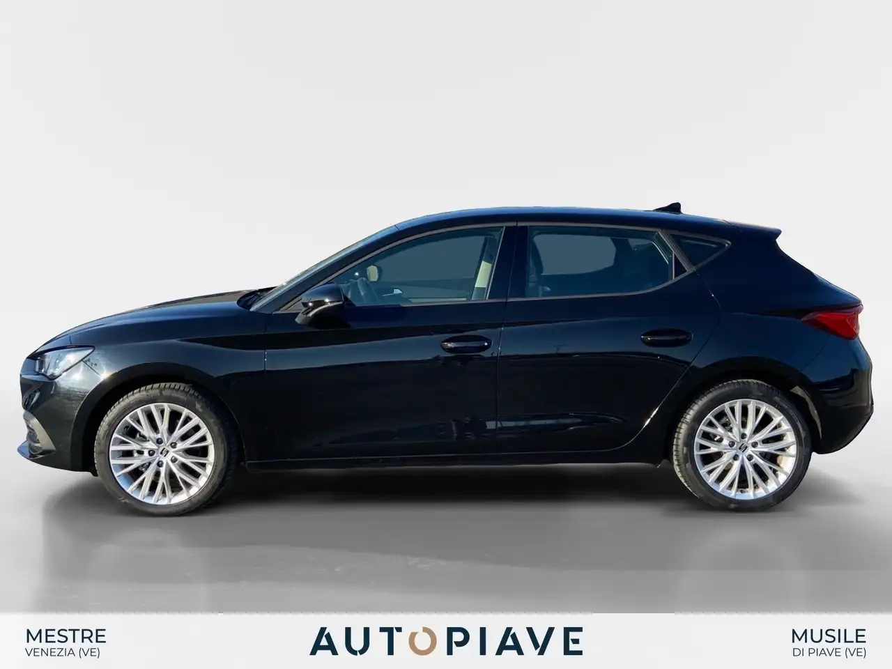 SEAT Leon 2.0 TDI 150cv STYLE DSG 2