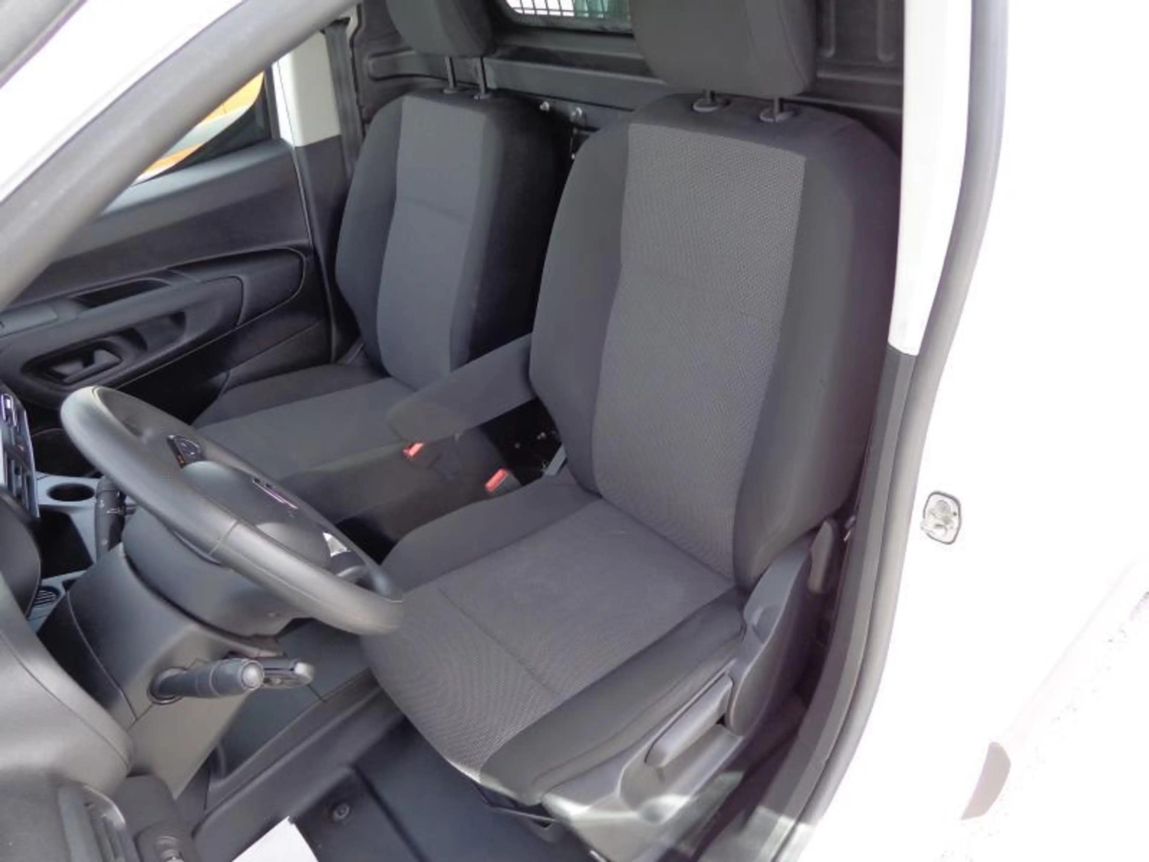 Citroen Berlingo 1.5HDi 2Pl - Caméra - Clim — photo 8