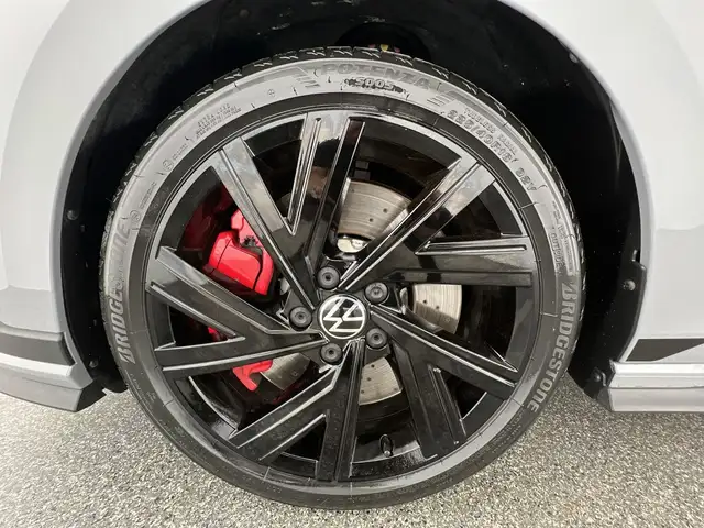 Volkswagen Golf view 10