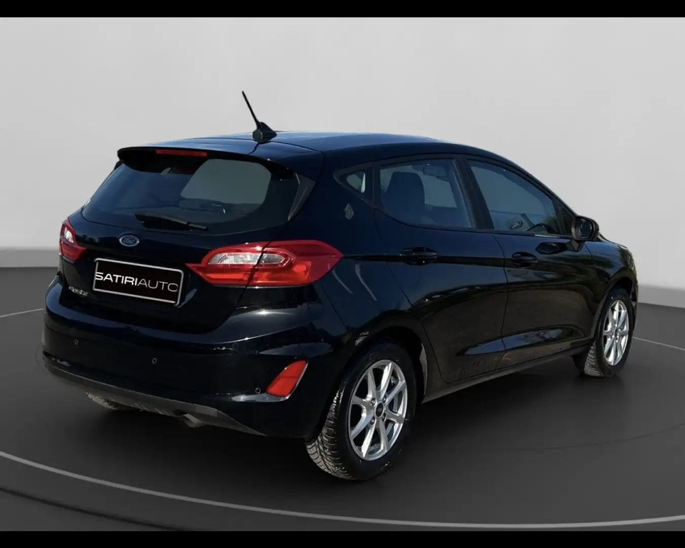 Ford Fiesta Tit. 1.1 85cv GPL 5p Nero - 2