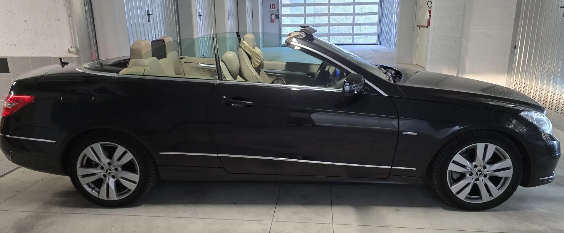 Mercedes-Benz E 220 Cabrio cdi be Executive - 2