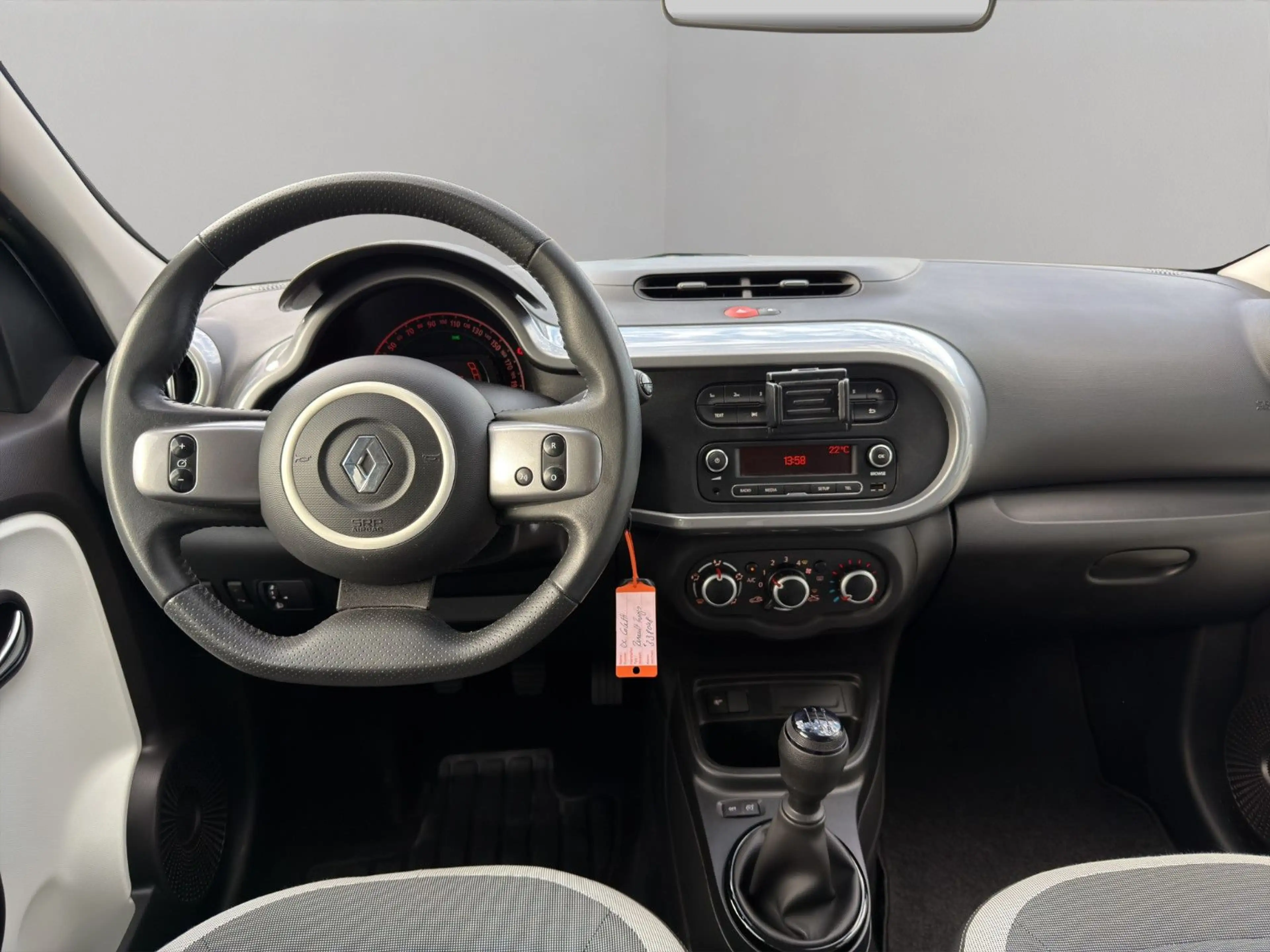 Renault Twingo Zen 1.0 LED SHZ PDC BT MFL 2.HD WENIG KM! — photo 15