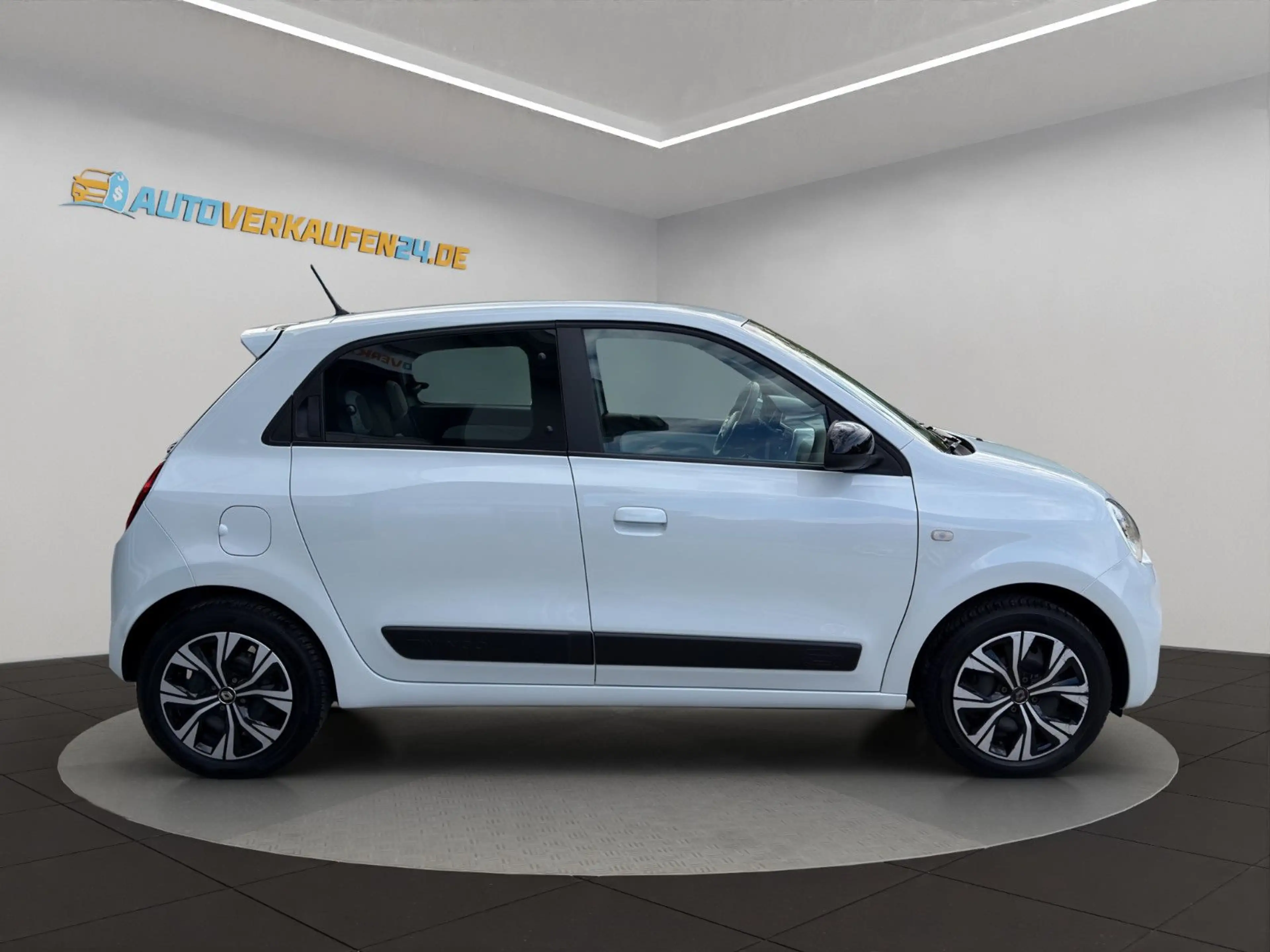 Renault Twingo Zen 1.0 LED SHZ PDC BT MFL 2.HD WENIG KM! — photo 6