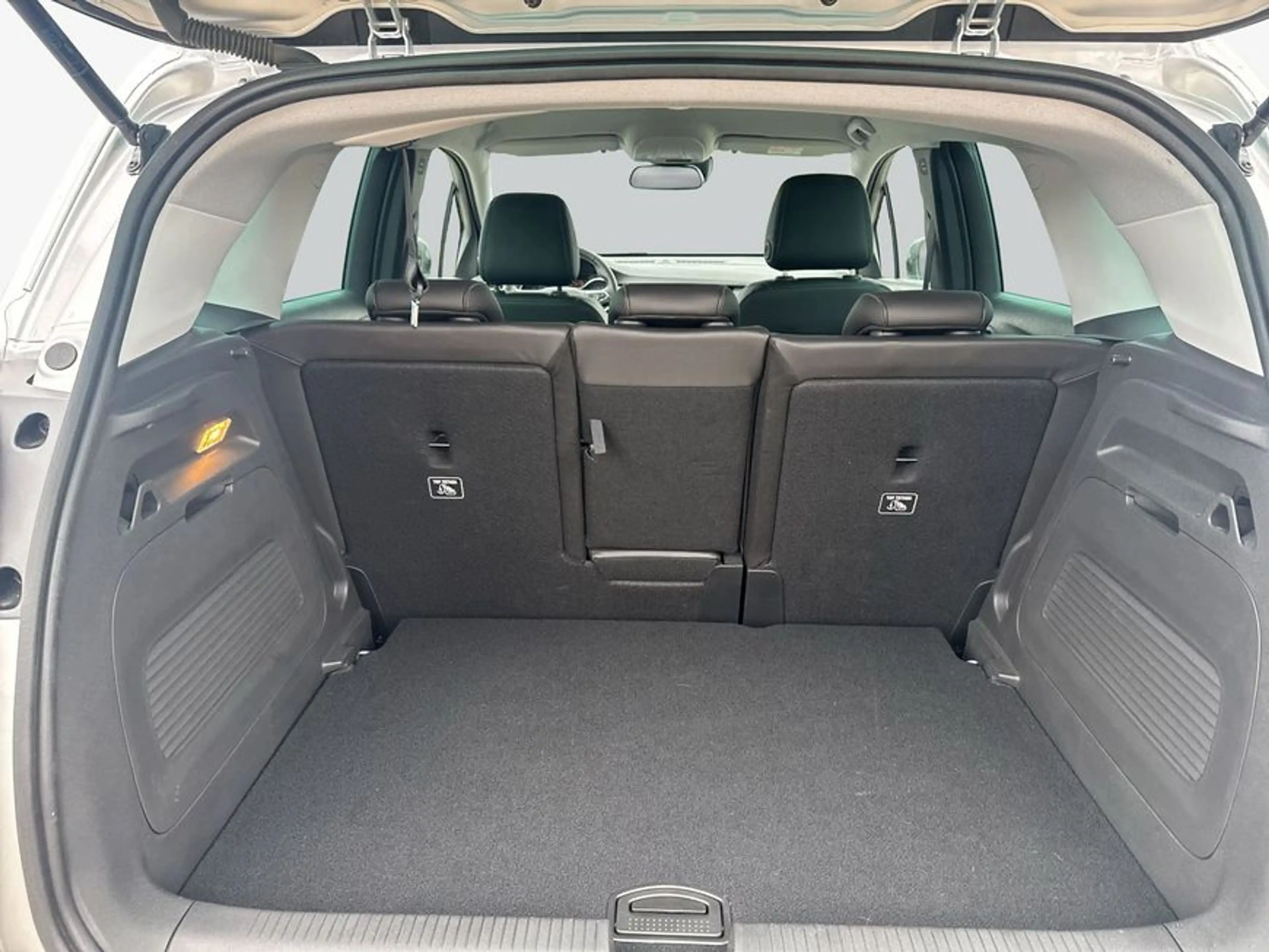 Opel Crossland Crossland 1.2 Elegance Paket — photo 8