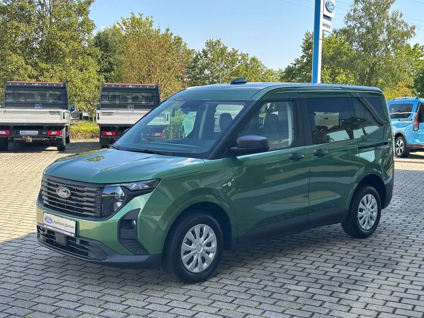 FORD Courier