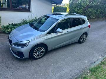 225xe iPerformance Active Tourer Luxury Line