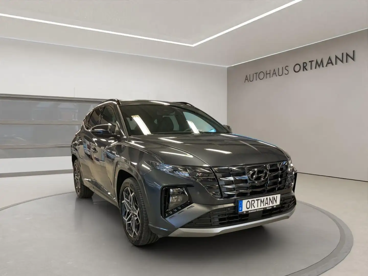 Hyundai TUCSON 1.6 Turbo "N Line" 2WD Automatik Grau - 1
