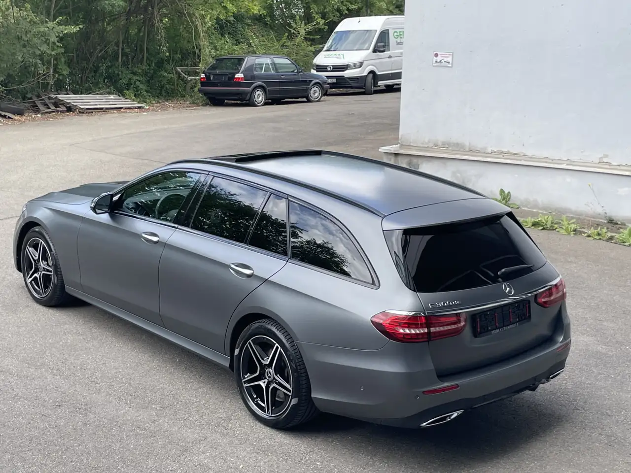 Mercedes-Benz E-Class de AMG Night LED MBUX ACC Keyless 360°, миниатюра 4