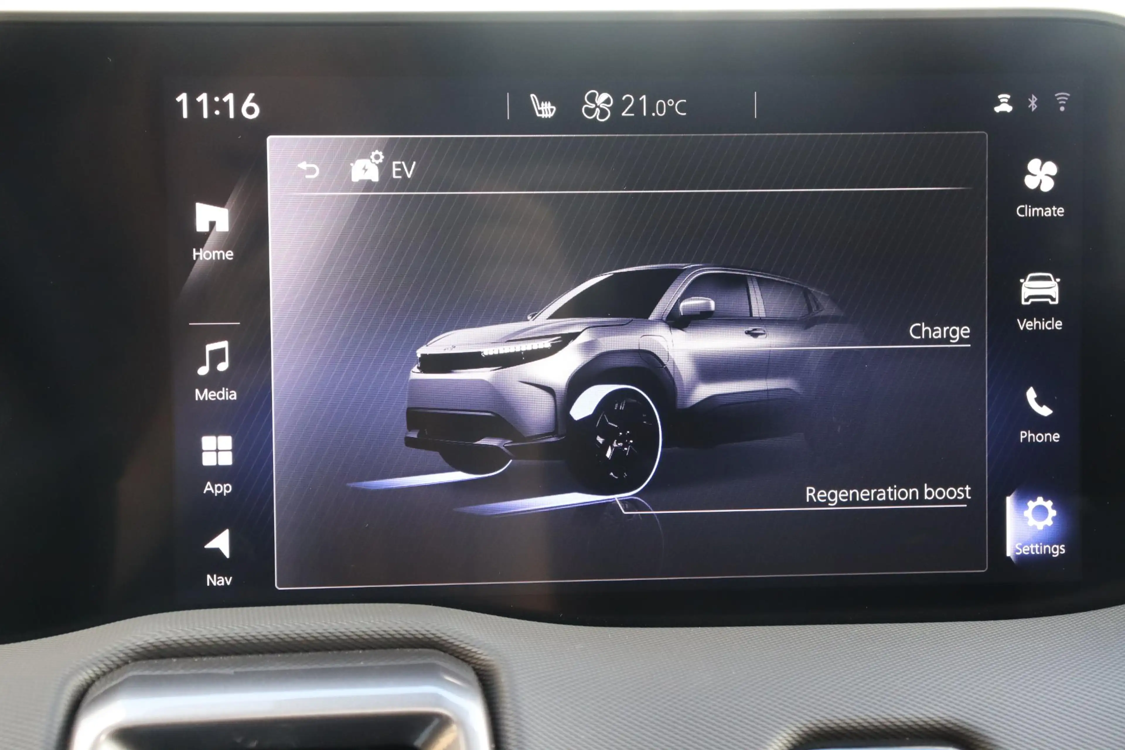 Toyota Urban Cruiser Executive 61 kWh , Nieuw en snel leverbaar (septem — photo 13