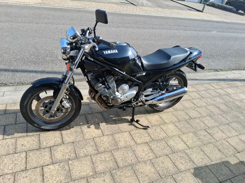 Yamaha XJ 600 - foto 4