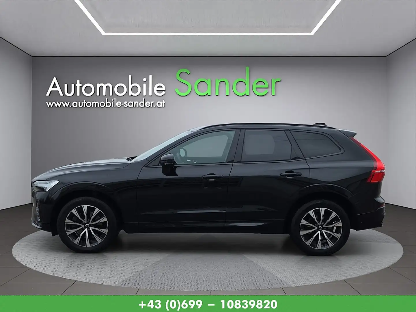 Volvo XC60 B4 Plus Dark AWD Geartronic*AHK/PANO/HARMAN* Noir - 2