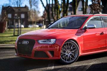 RS4 4.2 V8 FSI Quattro S tronic