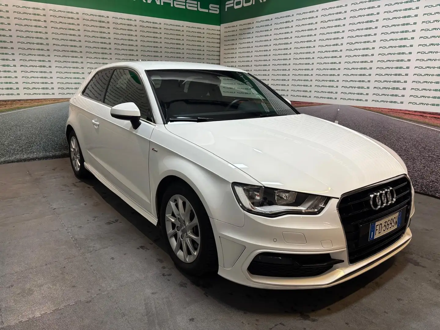 Audi A3 A3 1.6 tdi Ambition 110cv E6 DOPPIE GOMME E CERCHI Blanco - 2