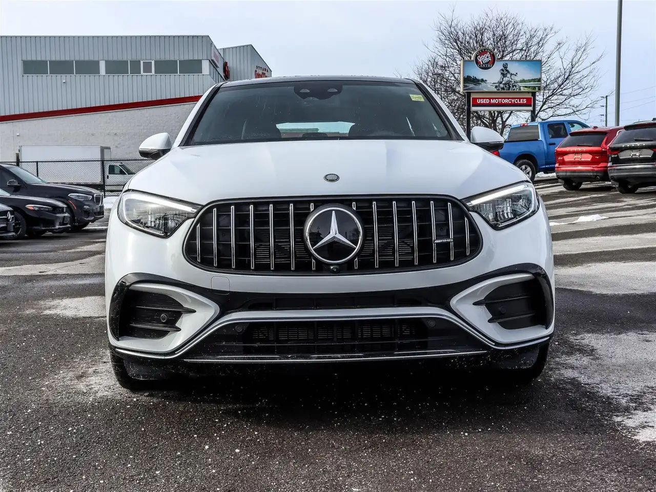 Mercedes-Benz GLC снимка Mercedes-Benz GLC