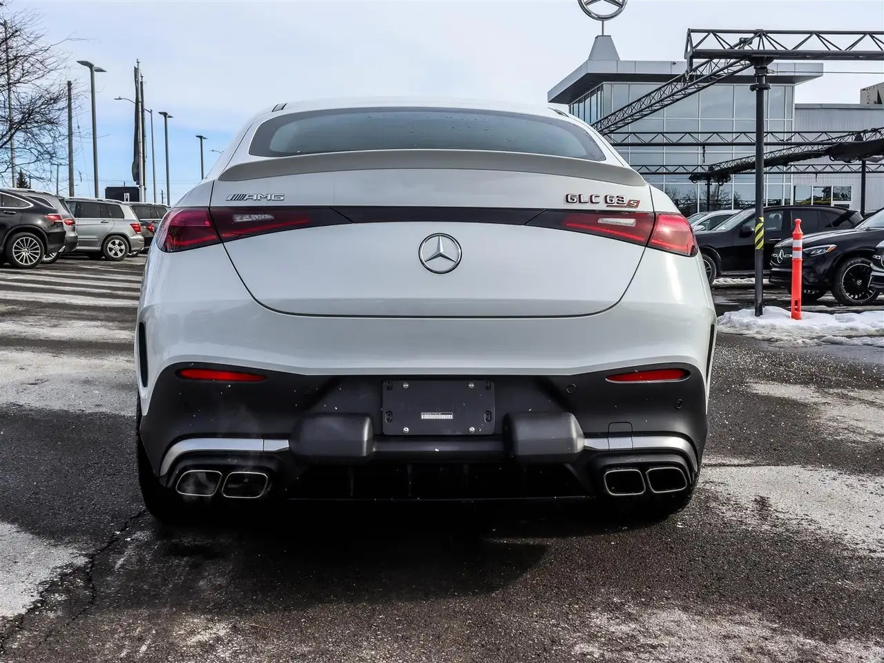 Mercedes-Benz GLC снимка Mercedes-Benz GLC