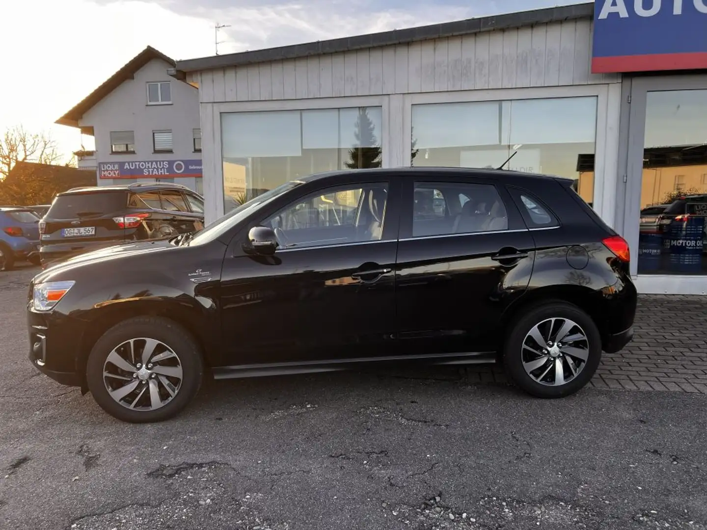 Mitsubishi ASX 1.8 DI-D 2WD Klassik Kollektion Noir - 2