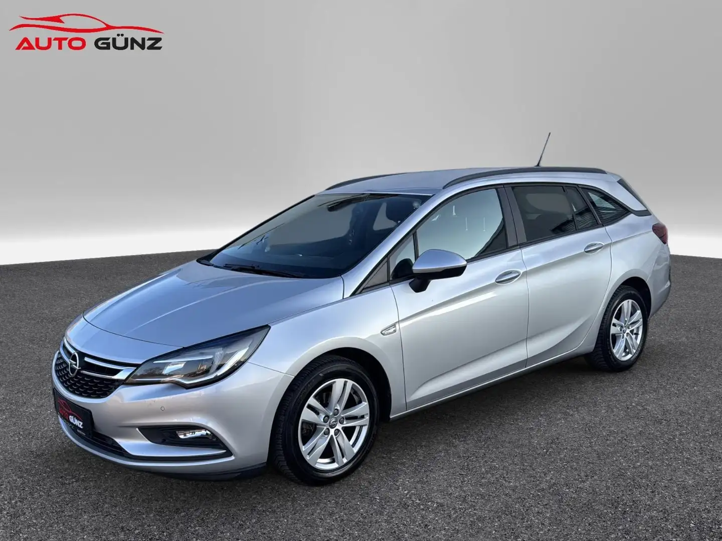 Opel Astra K 1.4 Turbo Sports Tourer Edition Silber - 1