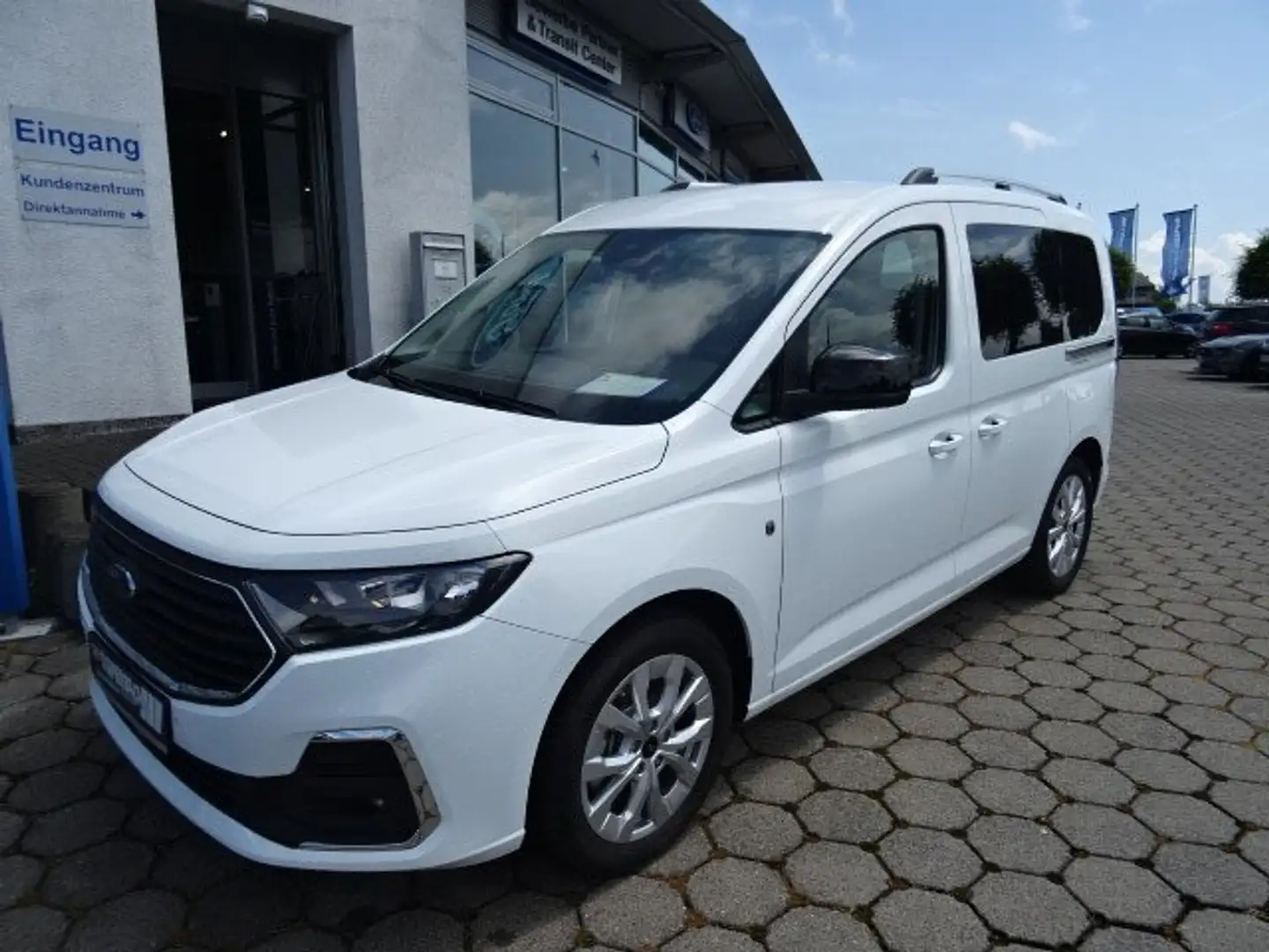 Ford Tourneo Connect 2.0 Ecoblue Titanium Autom. +Kamera+Navi+Acc Blanc - 1