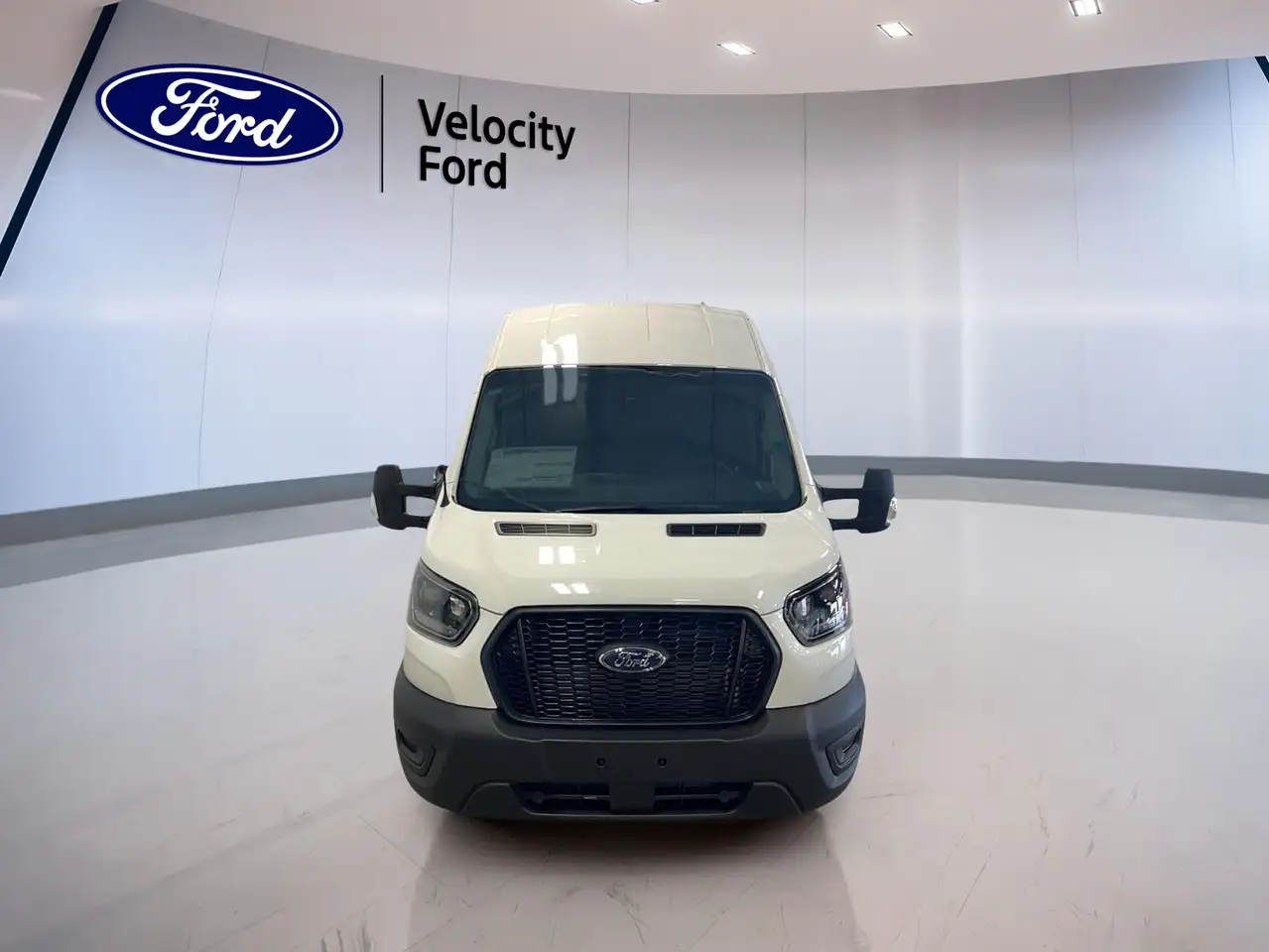Ford Transit Cargo Van снимка Ford Transit Cargo Van