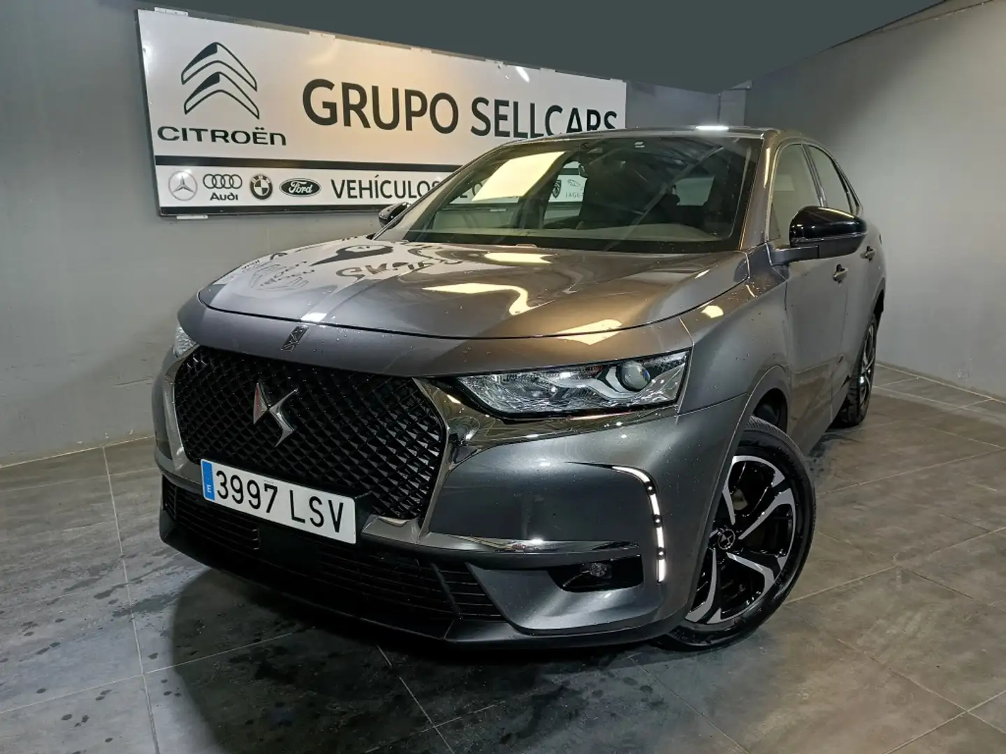 DS Automobiles DS 7 Crossback 1.5BlueHDi So Chic Aut. Grijs - 2