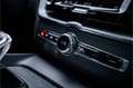 Volvo XC60 2.0 T6 Plug-in hybrid AWD Ultimate Black Edition * Zwart - thumbnail 46