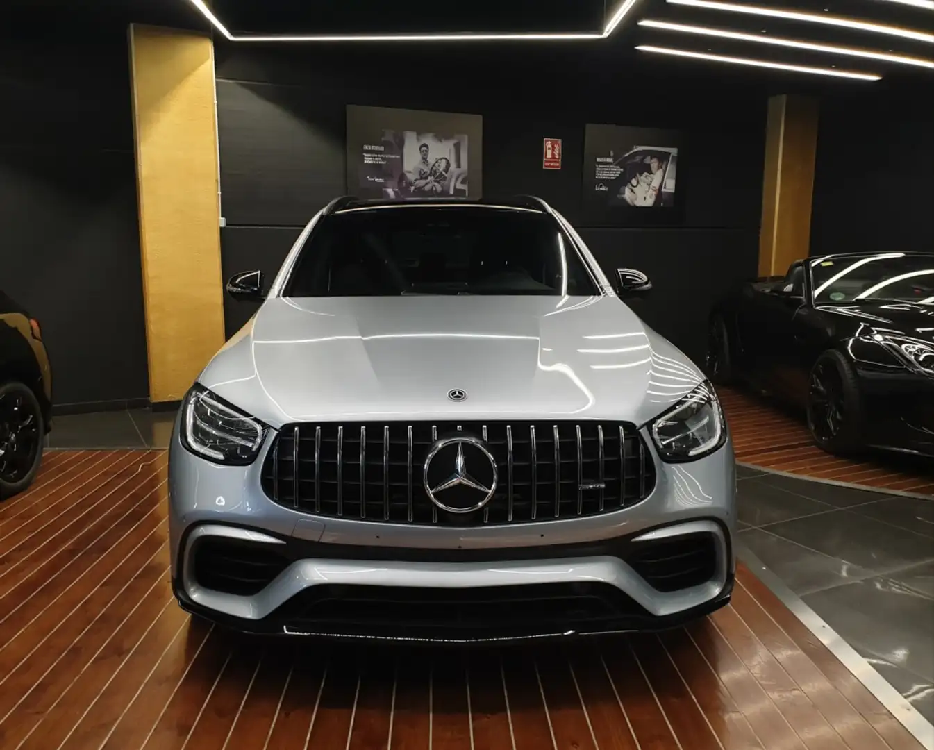 Mercedes-Benz GLC 63 AMG S 4Matic+ Speedshift MCT 9G Grau - 2