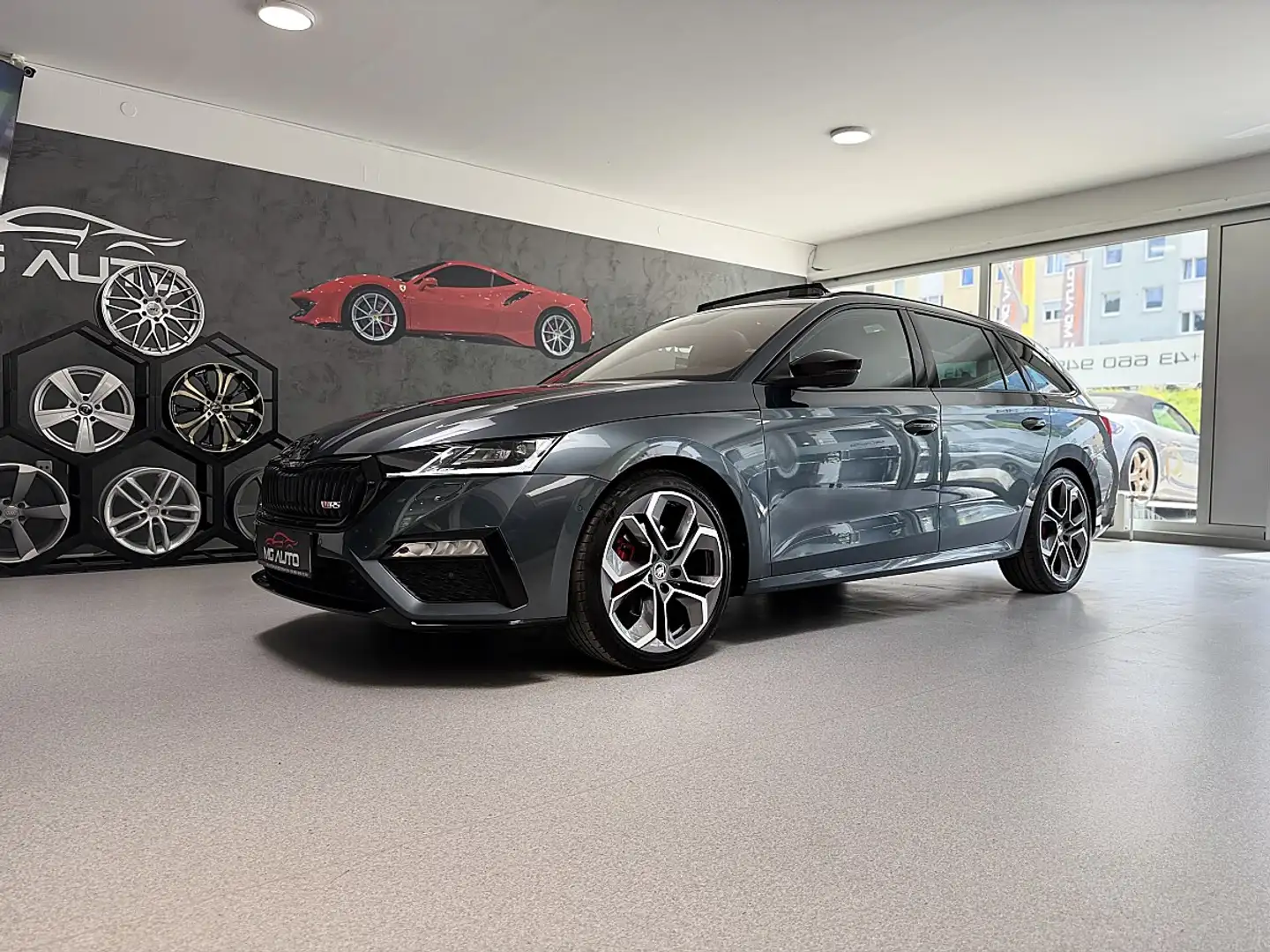Skoda Octavia 2.0 TDI RS 4x4 DSG *PANO*AHK*HEAD-UP*CANTON*GAR... Grau - 1