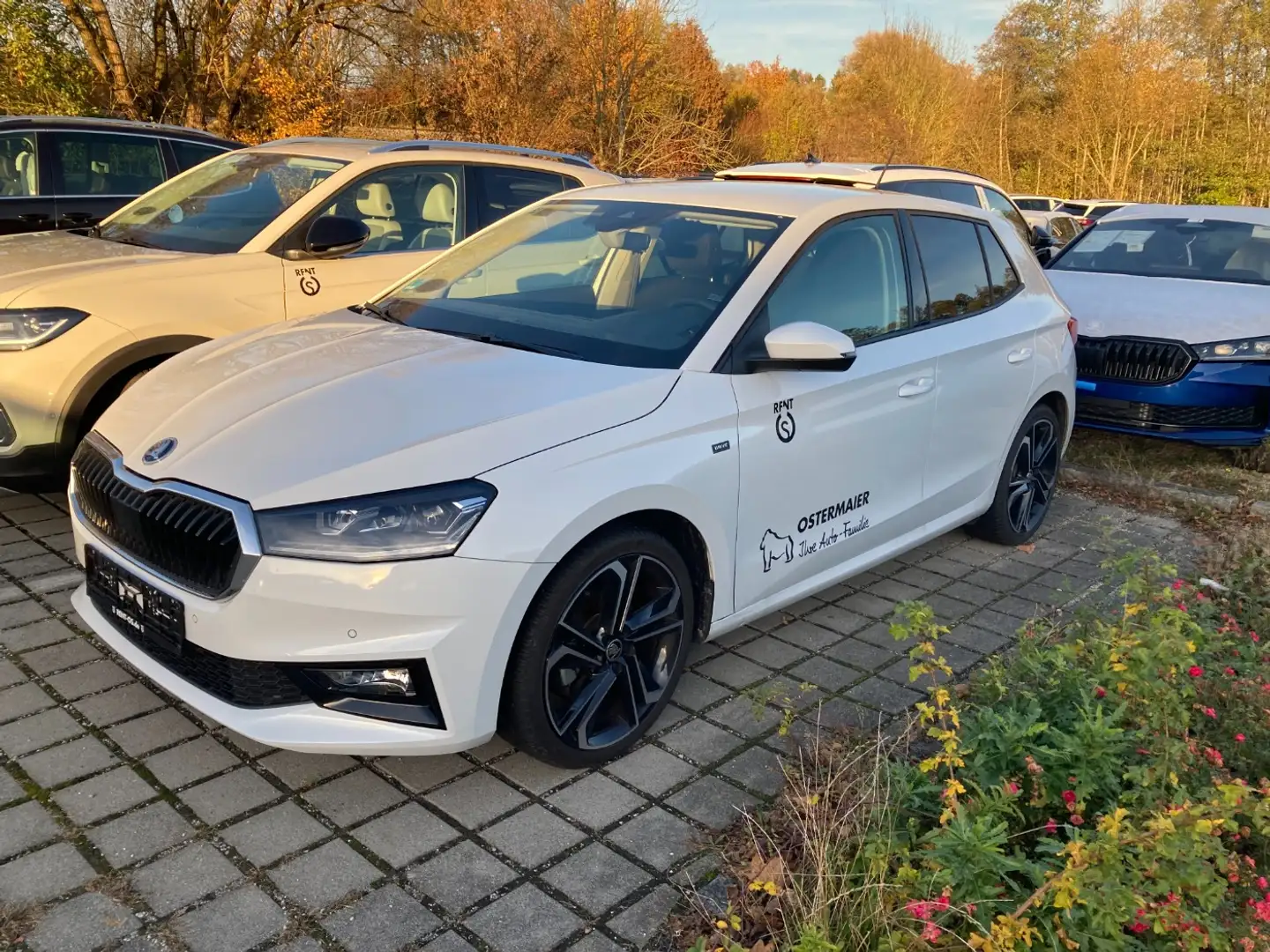 Skoda Fabia Drive 1.0TSI LightA.NAV.WINTER+.ASSIST.AHK.KAM.PDC Blanc - 2