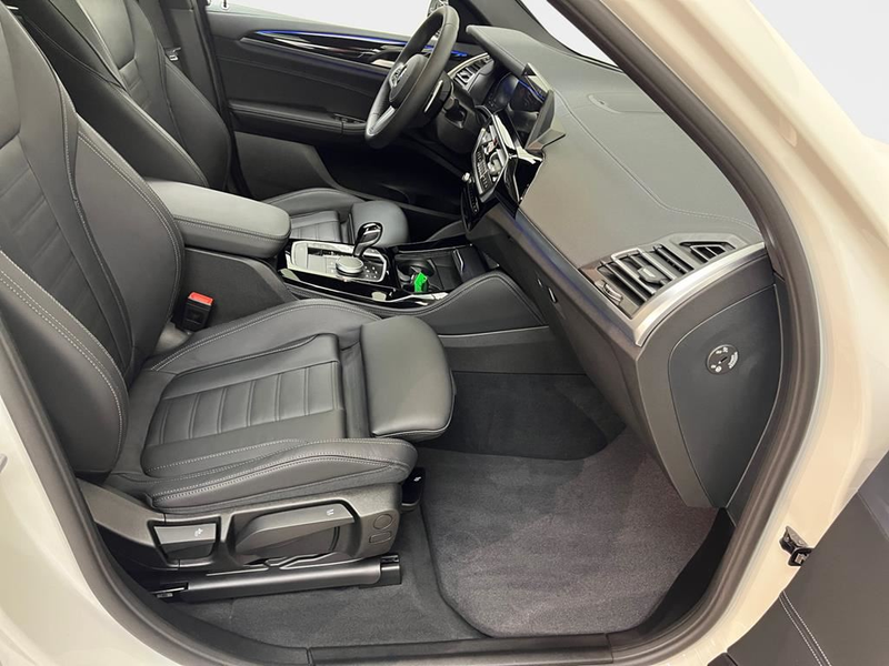 BMW X4 M Sport — photo 14