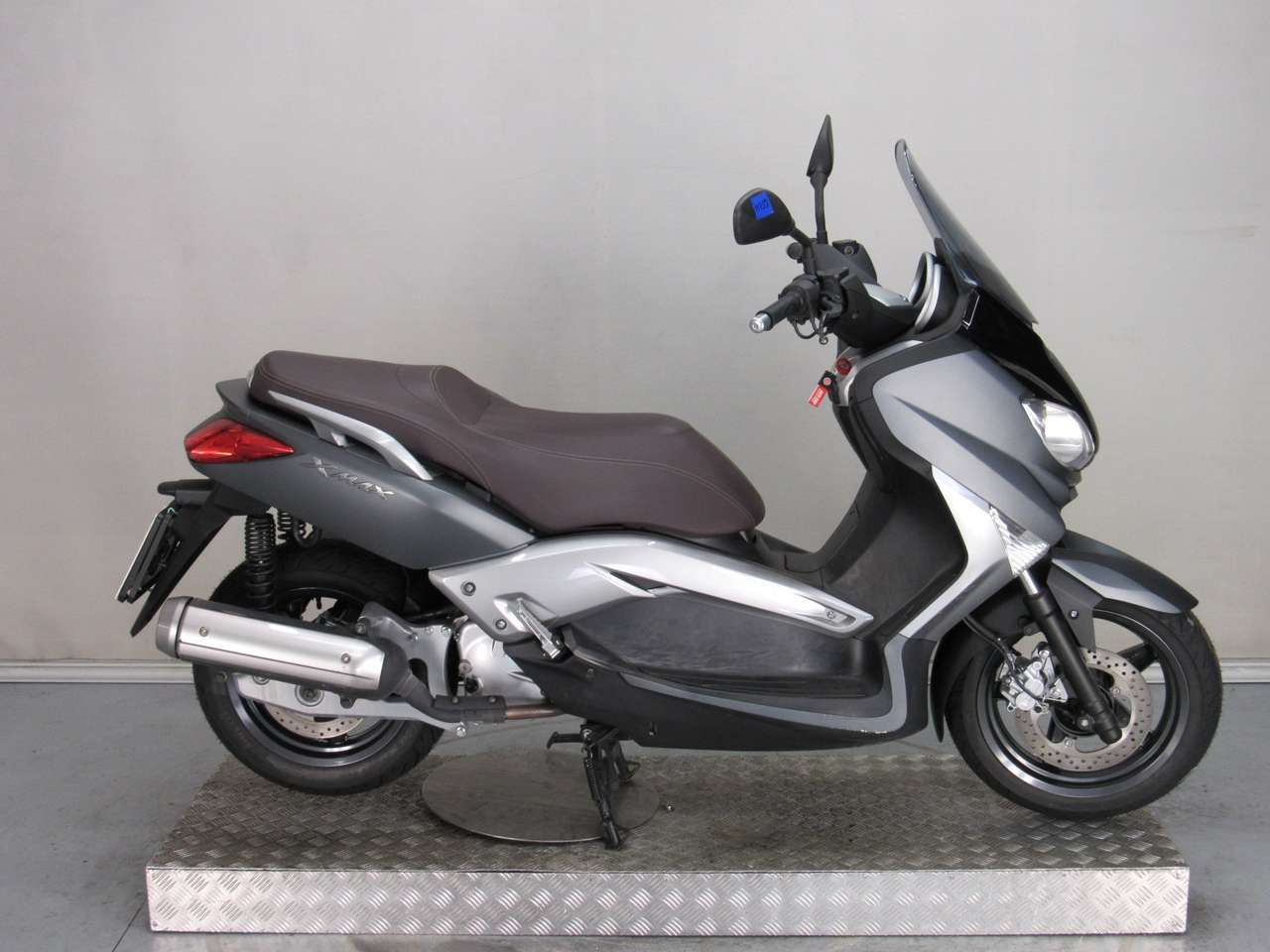Yamaha X-Max 125
