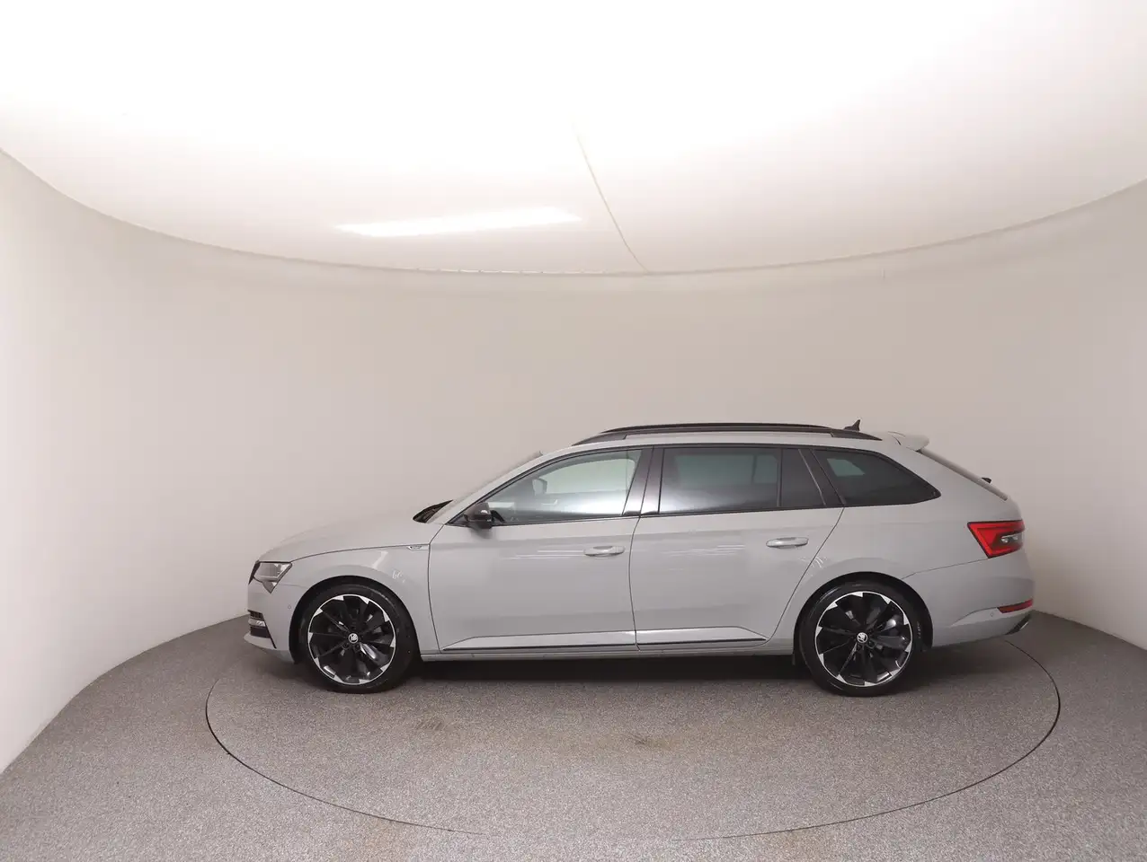 Skoda Superb Sportline TDI DSG, миниатюра 24