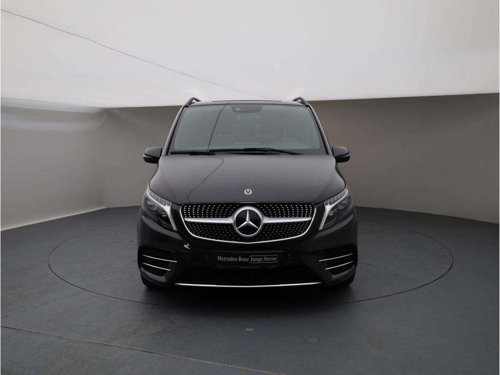 Mercedes-Benz V 220