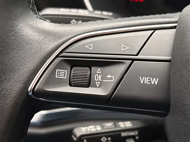 Audi Q3 view 26