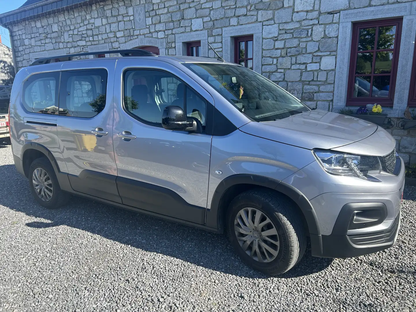 Peugeot e-Rifter 7 Places - 2