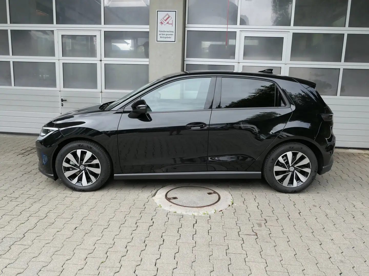 Volkswagen ID. Polo VW ID. Polo Life Edition 155 kW - 52 kWh Schwarz - 2