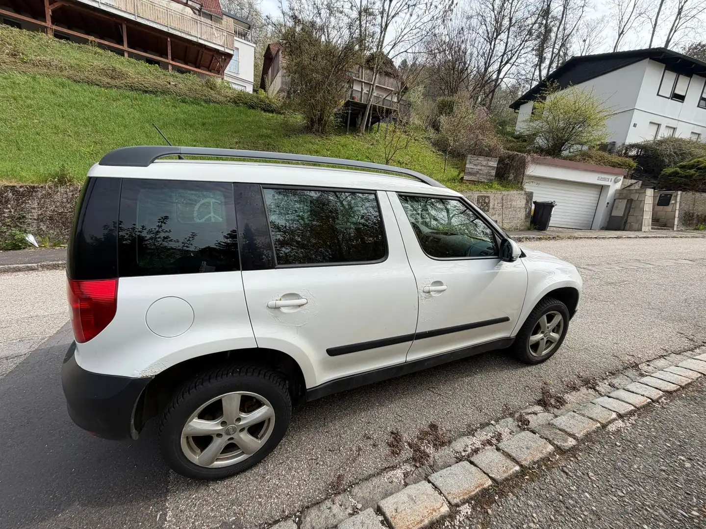 Skoda Yeti 4x4 Ambition 2,0 TDI DPF - 2
