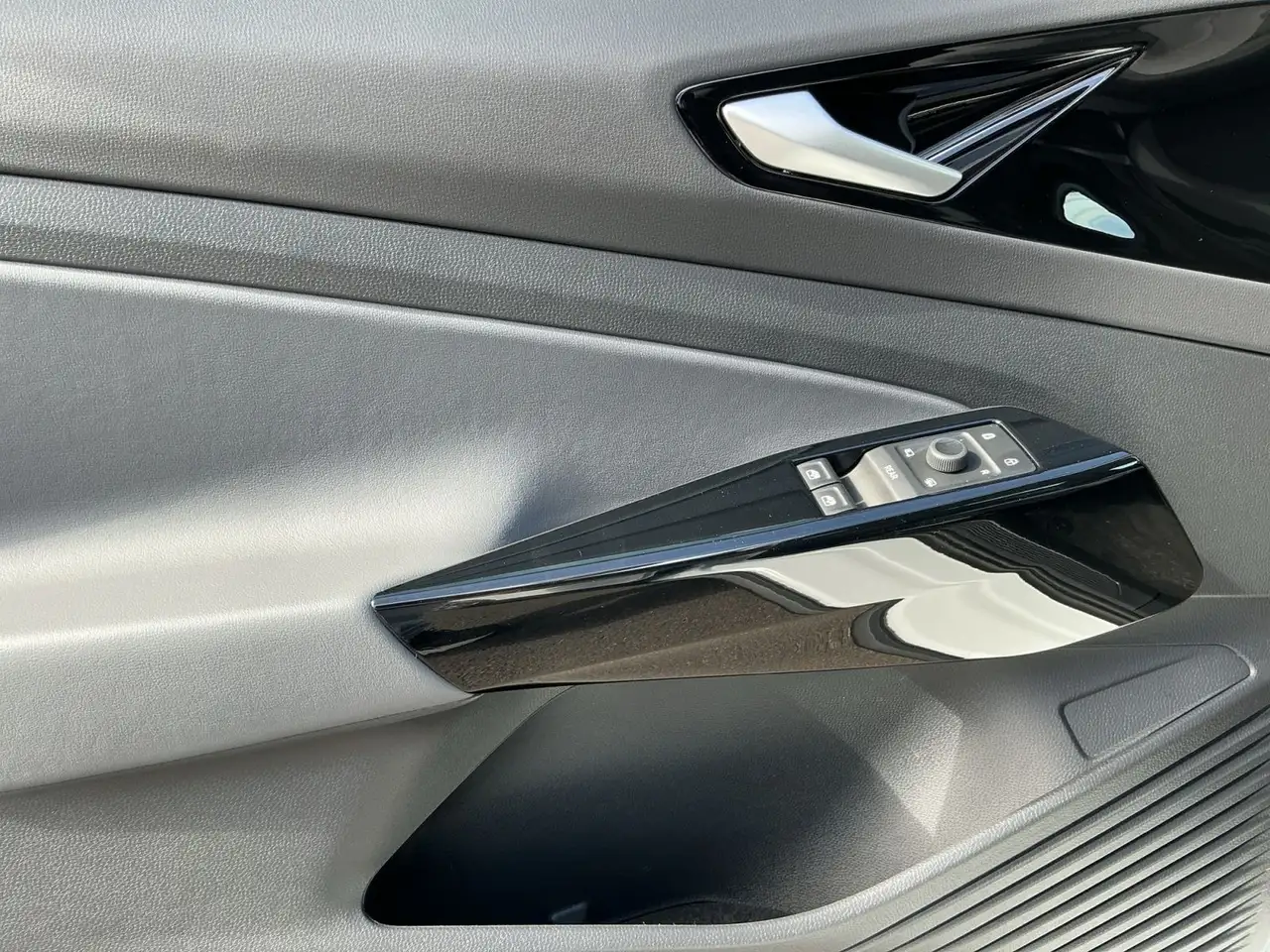 Volkswagen ID.4 Pro 210kw 5JG+LED+NAVI+AHK+ACC+HuD+WäPu+19Z, миниатюра 15