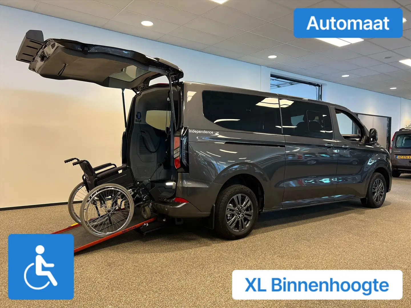 Ford Tourneo Custom L2H1 Rolstoelbus Bodemverlaging XXL 147cm Grijs - 2