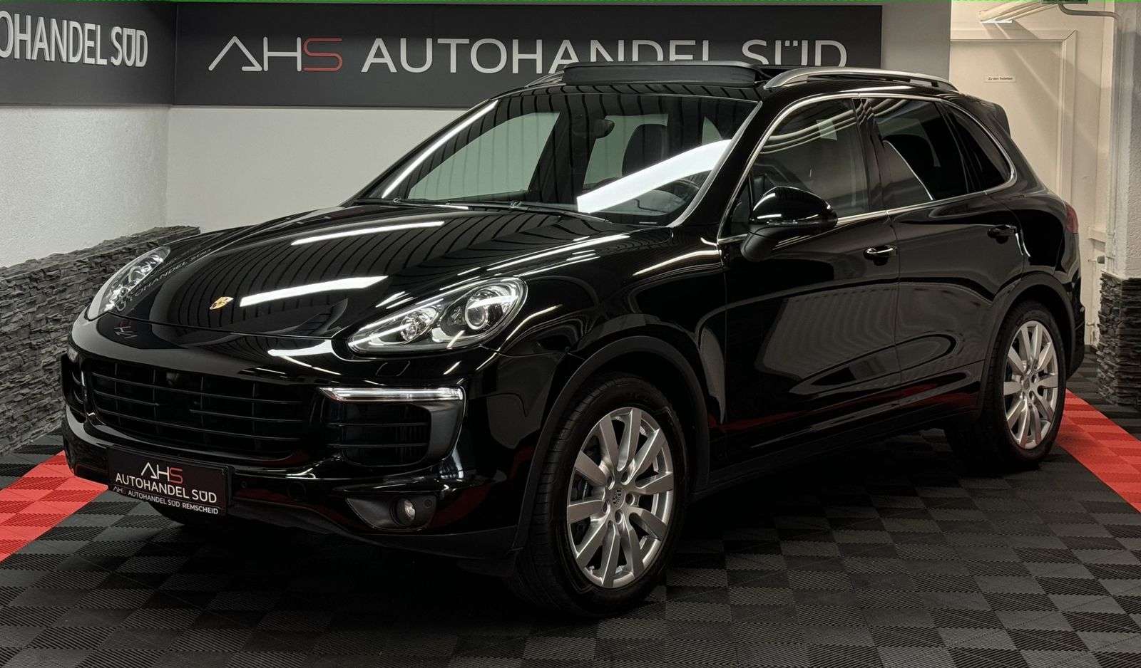 Second hand Porsche Cayenne 