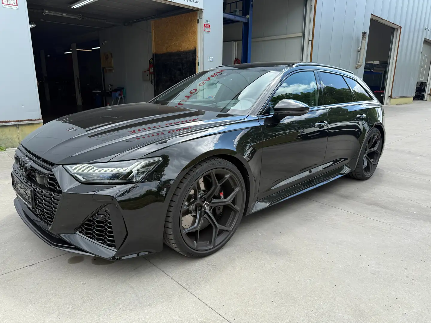 Audi RS6 RS6 Avant 4.0V8 TFSI Quattro Performance Tiptronic Noir - 2