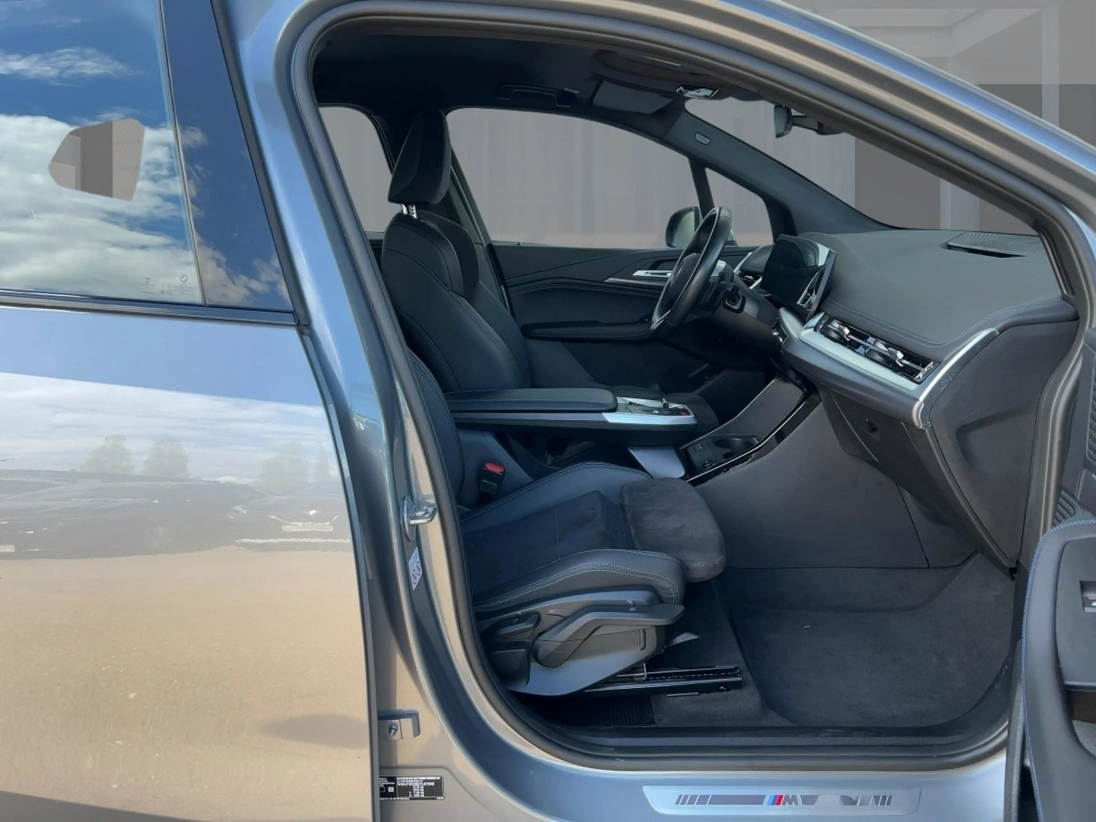 BMW 223 2er Active Tourer i xDrive M Sport — photo 8