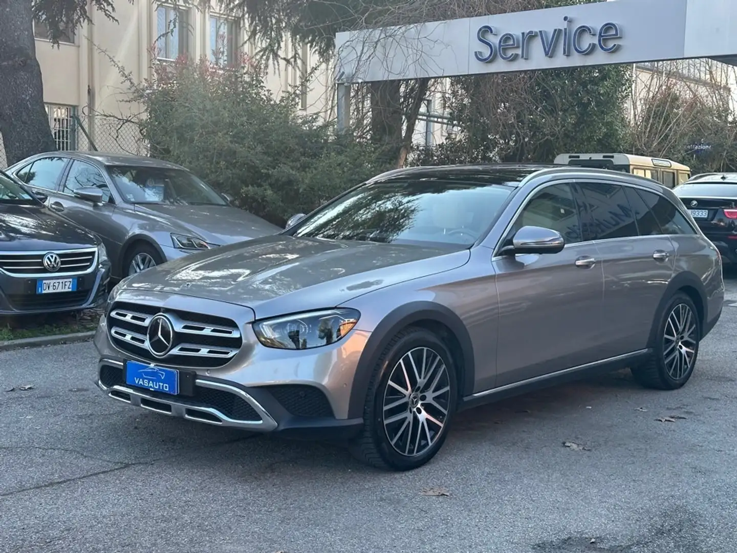 Mercedes-Benz E 220 E 220 d S.W. 4Matic Auto Premium Plus All-Terrain Šedá - 2