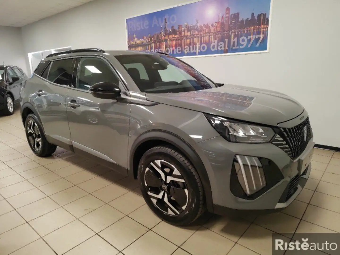 Peugeot 2008 2008 PureTech 100 S&S Allure Plateado - 1