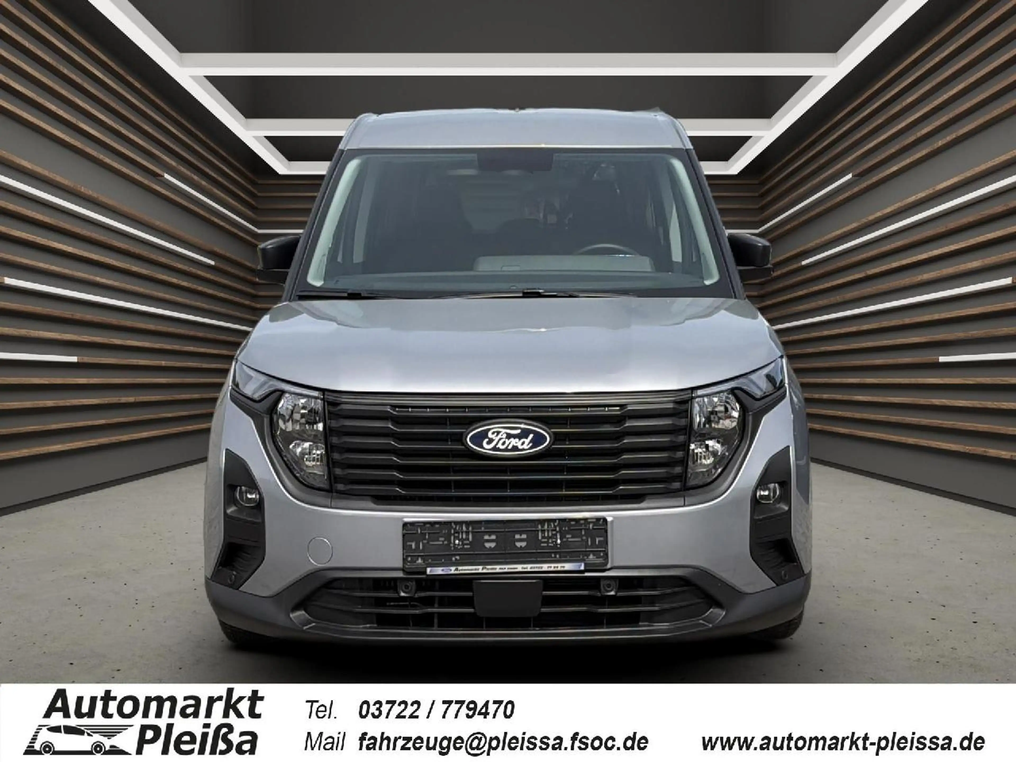 Ford Tourneo Courier Trend — photo 11