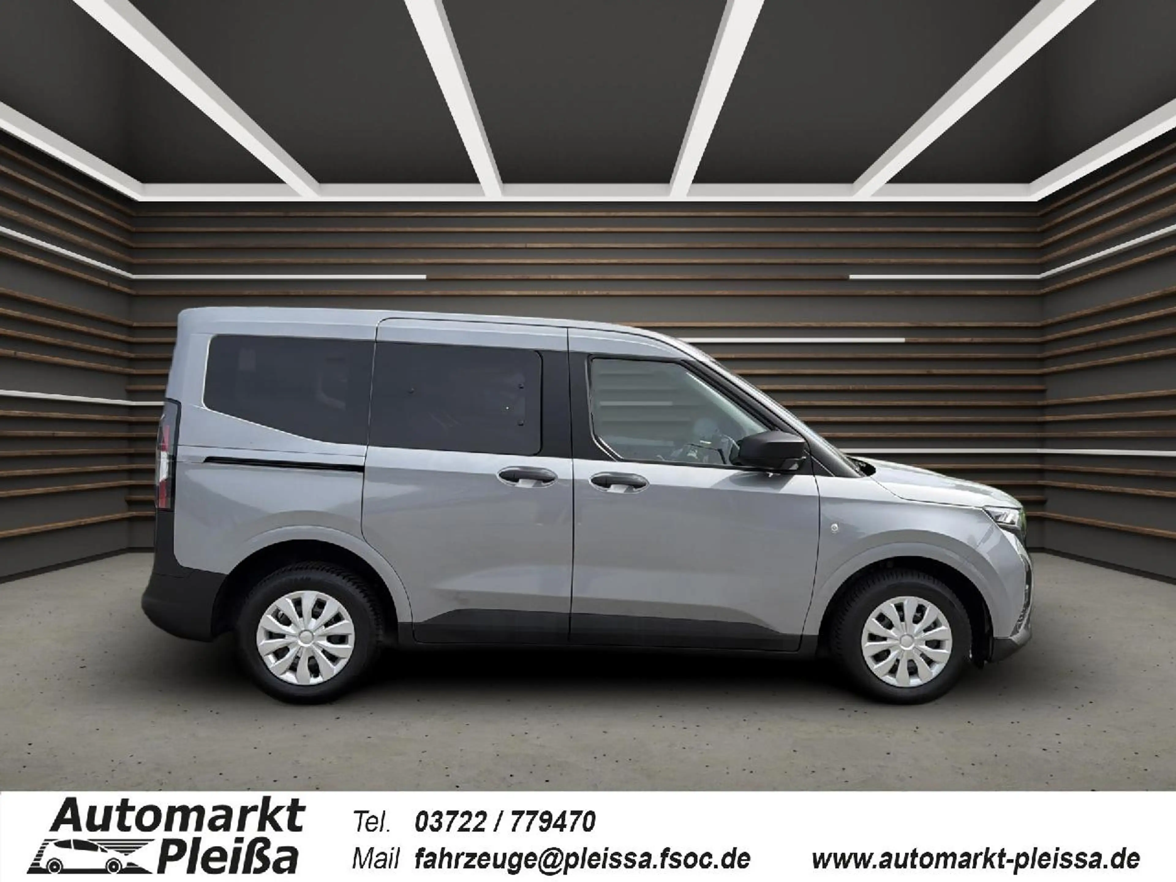 Ford Tourneo Courier Trend — photo 8