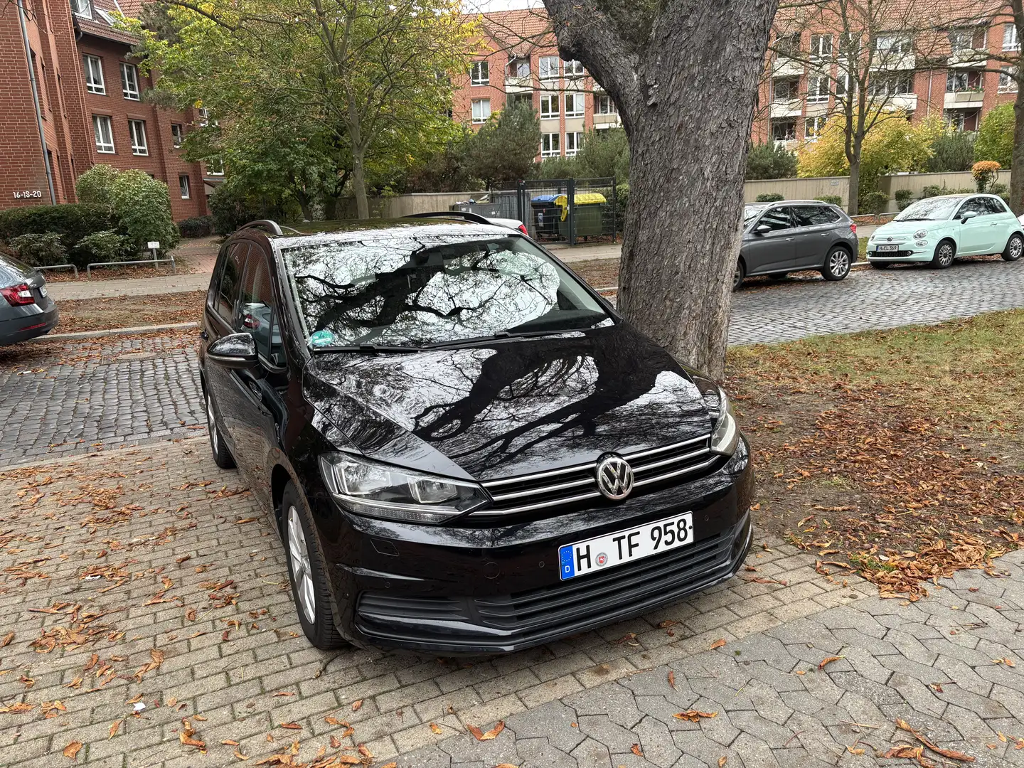 Volkswagen Touran Comfortline BMT/Start-Stopp Schwarz - 2